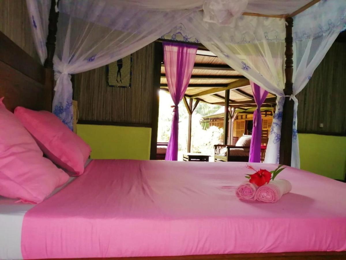 Chambres D'Hotes Villa Les Orchidees Chez Ago Ile Sainte-Marie Exterior photo